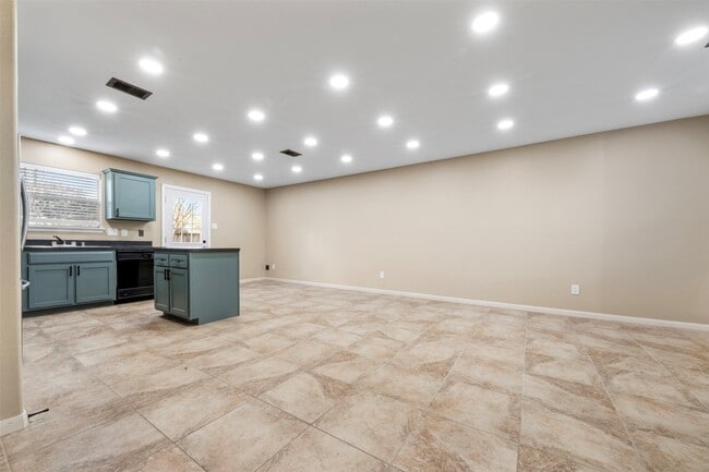 Photo - 4106 Falling Trace Ln