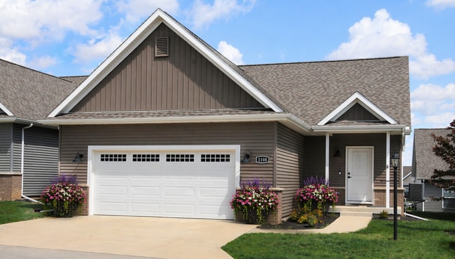 Building Photo - House with 2bd/2Bath/2Car Garage. Reserve Mahomet