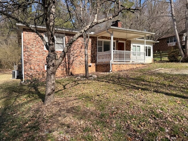 Photo - 1511 High St