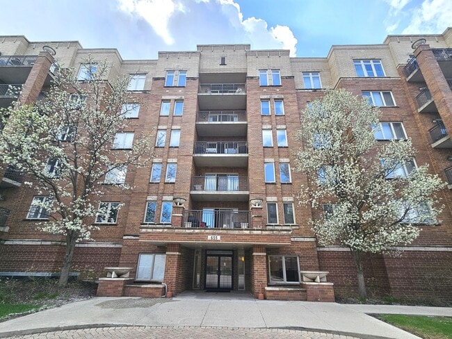 Building Photo - 655 Perrie Dr Unit 501
