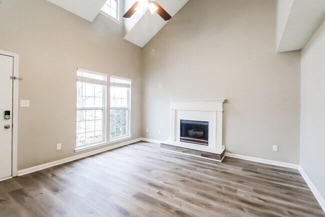 Photo - 4706 Avalon Forest Ln