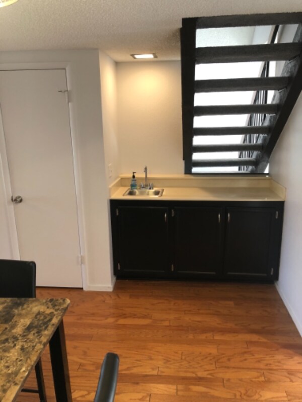Photo - 3224 Longford Way