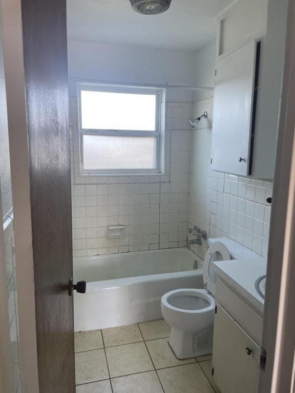 Photo - 1605 Saunders St