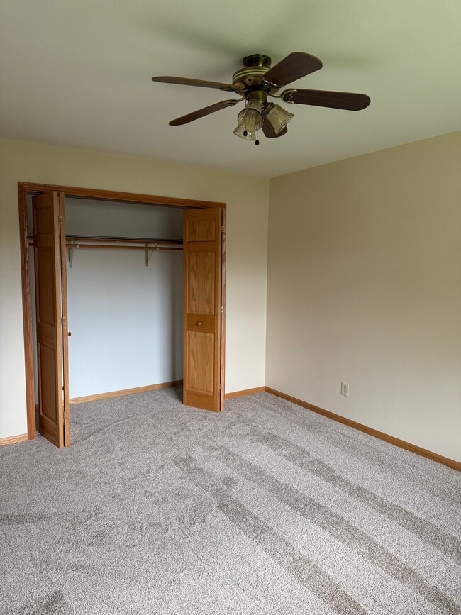 Photo - 2749 W 8th St