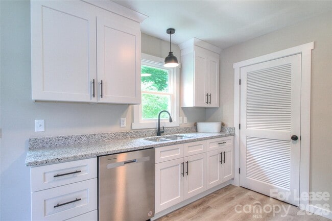 Photo - 1016 Sharon Dr