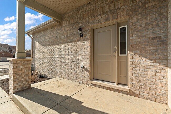 Photo - 64 Olympus Dr