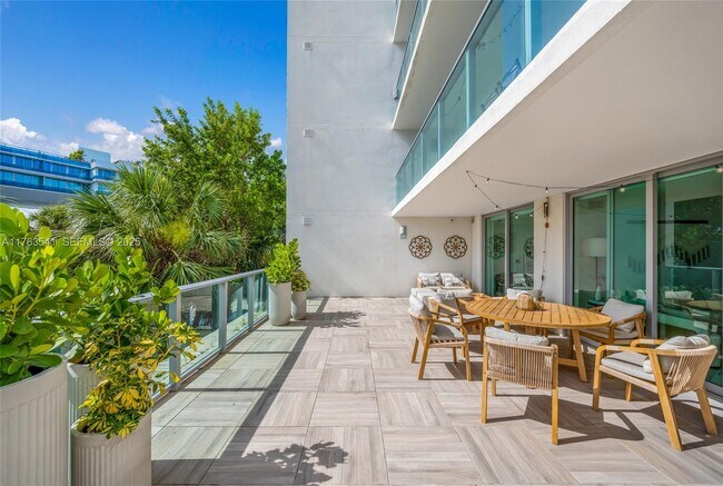 Photo - 1025 92nd St Unit 306