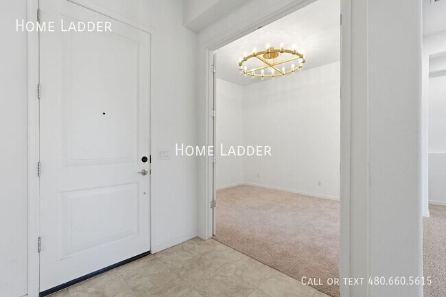 10812 E Tesla Ave