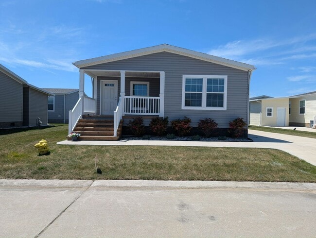 Building Photo - 52545 Elmcrest Ct Rental