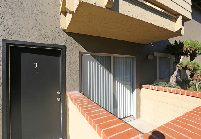 Photo - Country Apartments