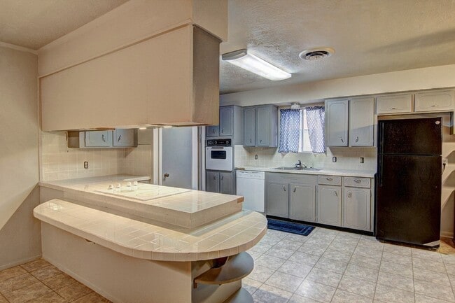 Photo - 1030 Monette Dr