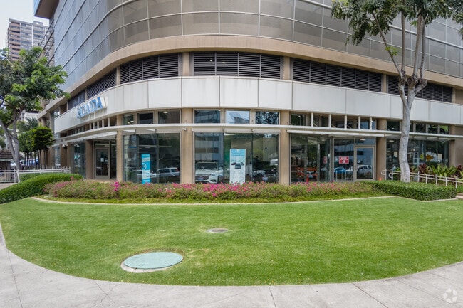 Photo - Capitol Place