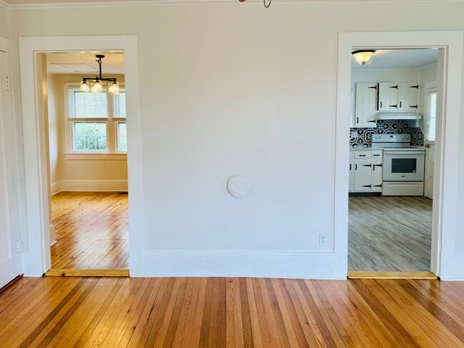 Photo - Cozy and Convenient Home in Oxford - Move in Ready