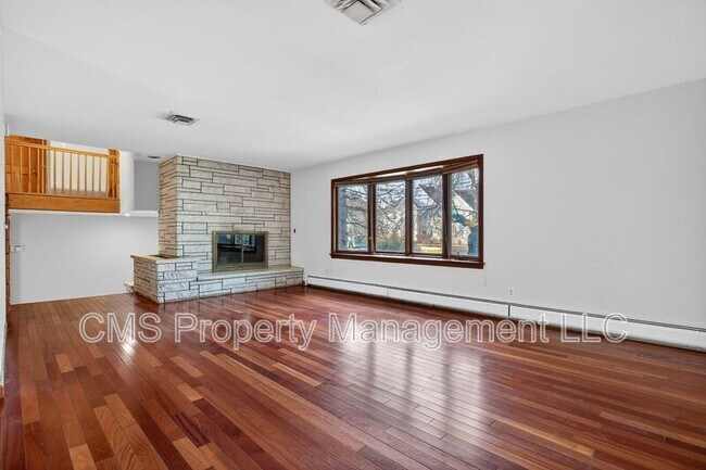 Photo - 352 Rahway Rd