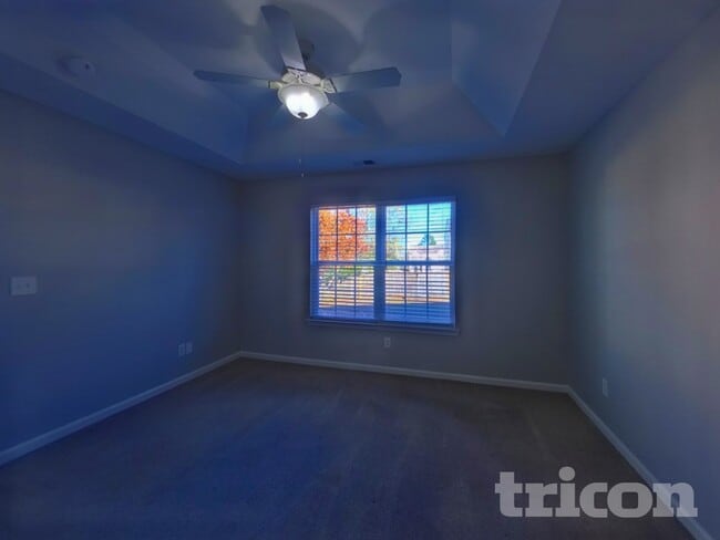 Photo - 420 Hedge Grove Ln