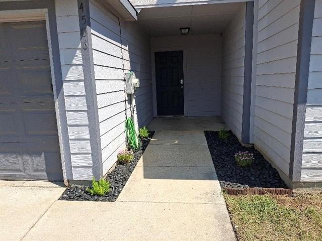 Building Photo - 4506 Alamosa St