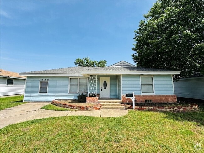 Building Photo - 1525 Caldwell Dr Rental