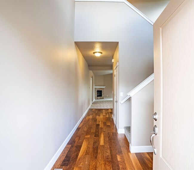 Photo - NE 3 Bdrm, 2 Bath House, Air Conditioning,...