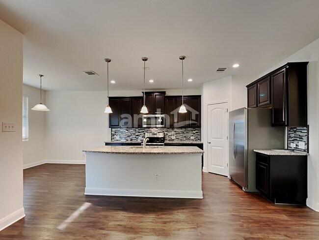 Photo - 3219 Just Because