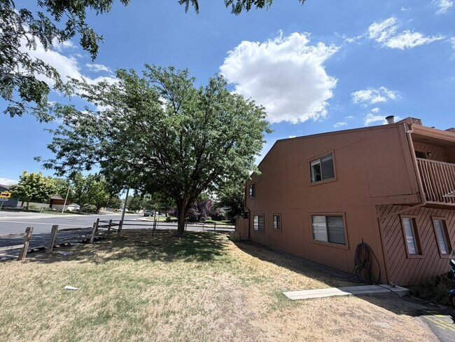 Photo - 575-28 1/2 28 1/2 Rd