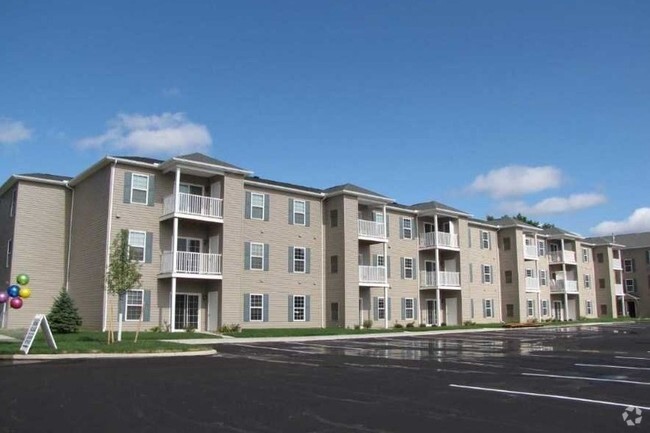 Exterior Building - Lorain Pointe Senior Apartments