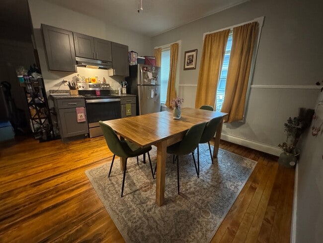 Photo - 160 Pleasant St Unit 2