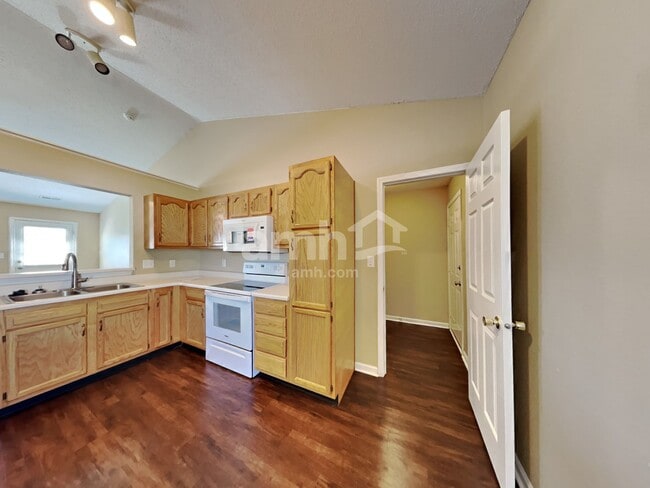 Photo - 3652 Limelight Ln