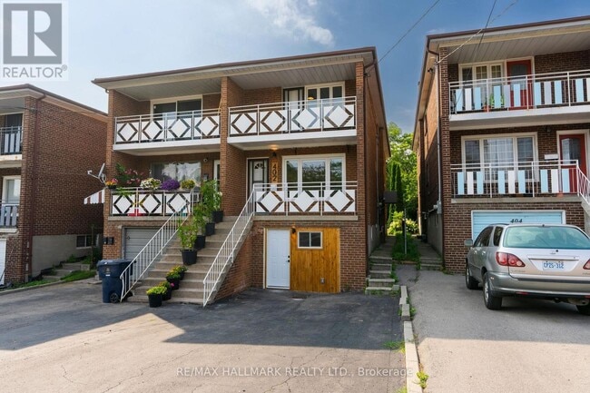 Photo - 402 Kingston Rd