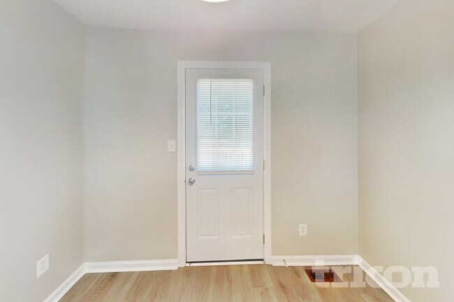 Photo - 604 Cedar Creek Dr