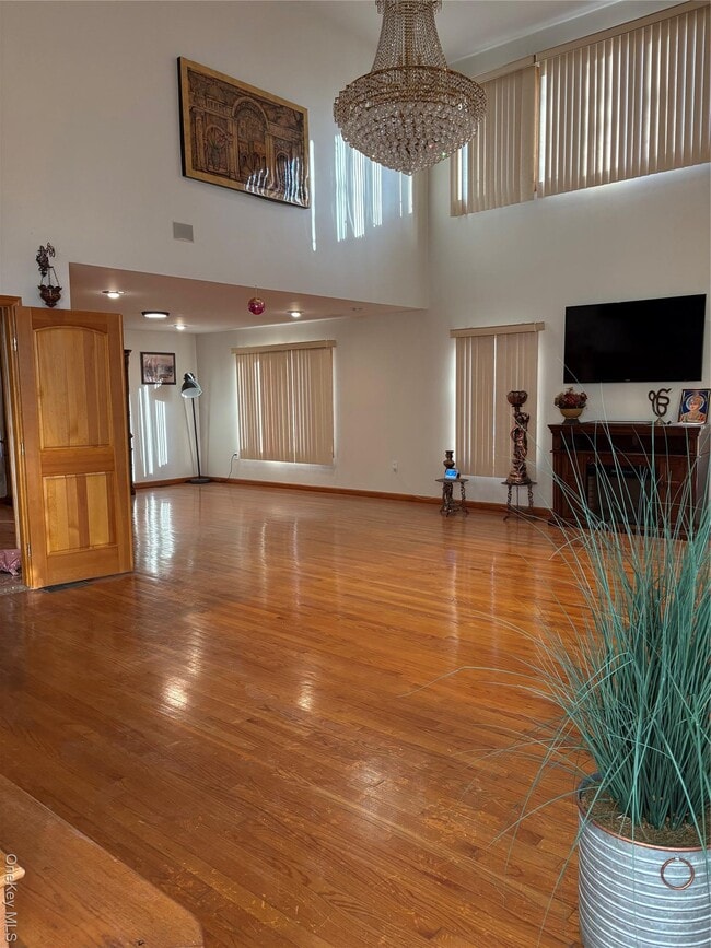 Photo - 258-05 83rd Ave