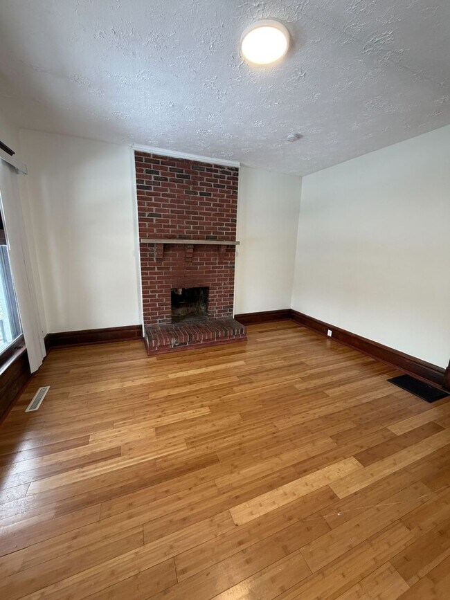 Photo - Fully Renovated 3BR in the Heart of Columbus