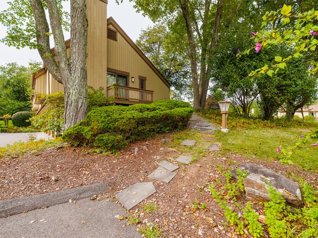 Building Photo - 426 Heritage Vlg Unit A Rental