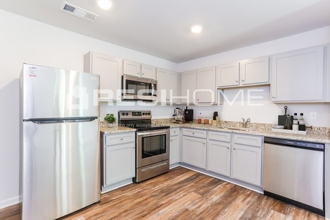 Photo - 2261 Tolliver Place