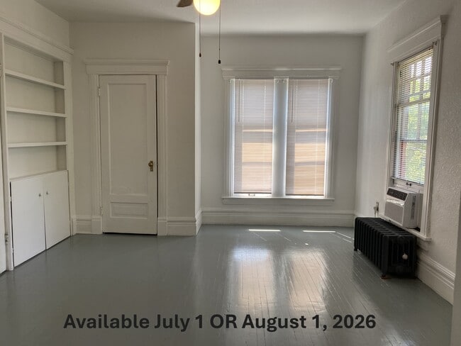 Building Photo - 315 S Winter St Unit Apartment #2