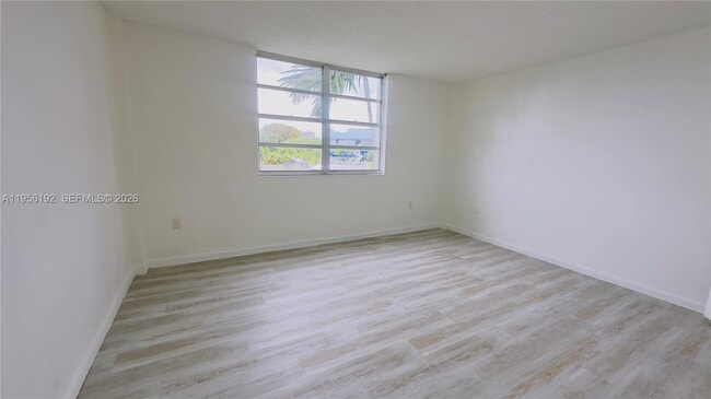 Photo - 2841 NE 163rd St Unit 207