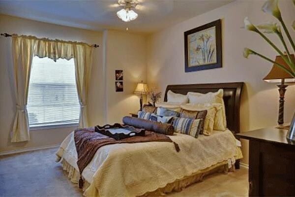 Sunset Pointe Apartments