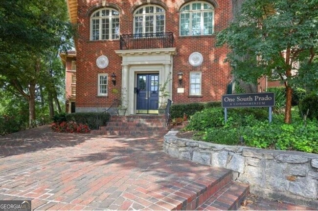 Building Photo - 1 S Prado NE Unit 9