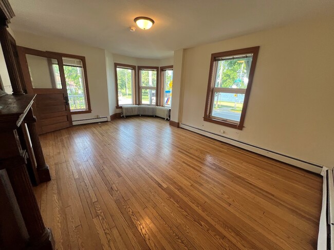 Photo - 601 E Gorham St Unit 1