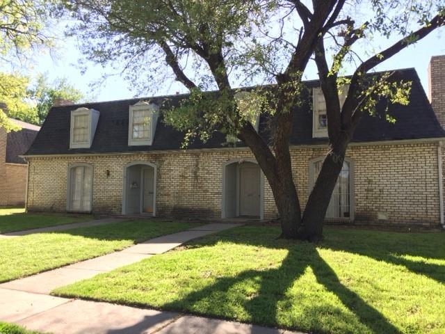 Photo - 606 Towne House Ln