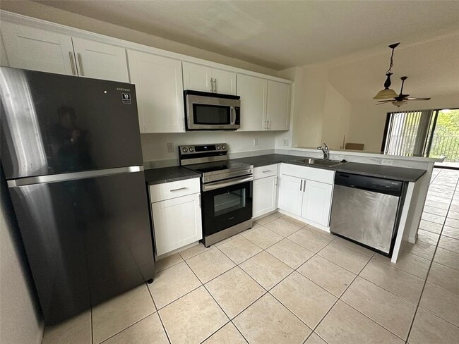 Photo - 10115 W Sunrise Blvd Unidad 306