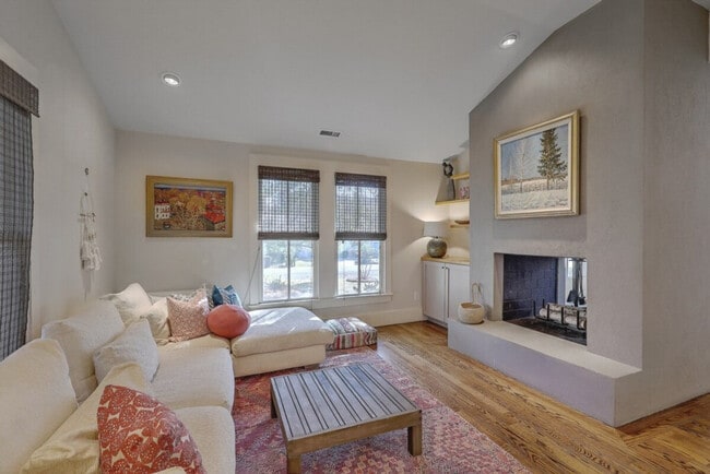 Photo - 278 Palm St Unit ID1325129P