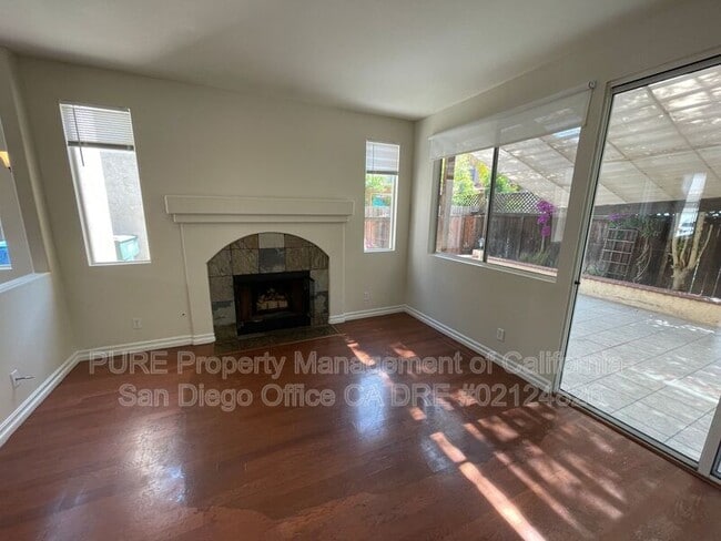 Photo - 2203 Willow Creek Cir