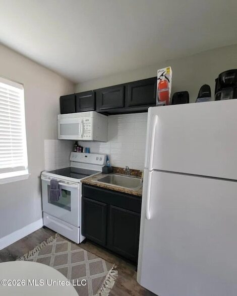 Photo - 1664 Beach Blvd Unidad 37