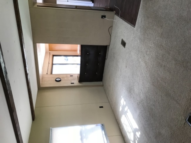 Photo - 833 Lovell Rd