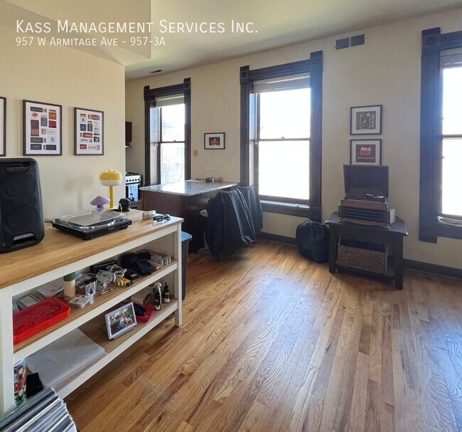 Photo - 957 W Armitage Ave Unit 957-3A