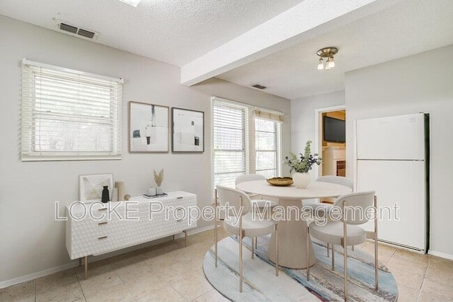 Photo - 3132 Greene Ave