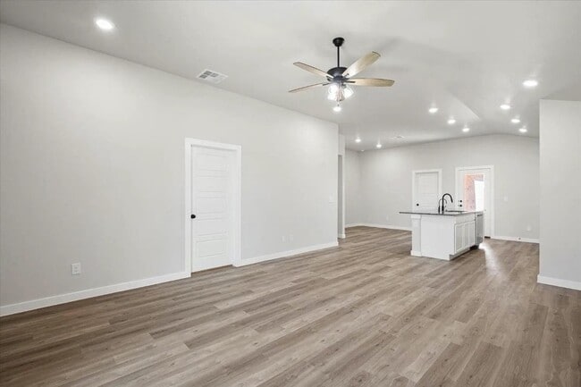 Photo - 2603 Harmony Ave