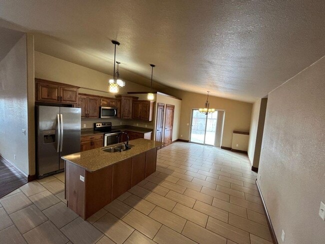 Photo - 3 BEDROOM | 2 BATH | TOWNHOME | SOUTH