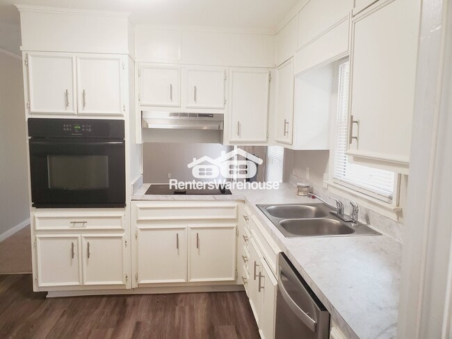 Photo - 3910 Lisas Dr