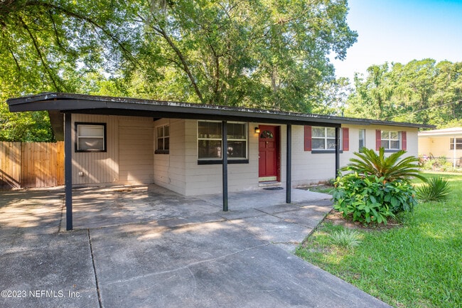 Photo - 6722 Frye Ave W